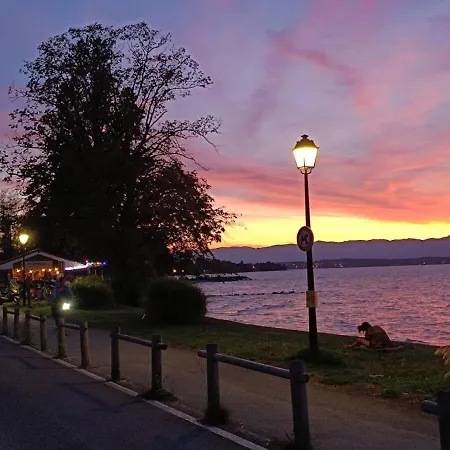Confort Pieds Dans L'eau Avec Vue Imprenable , Pause Nature * Anthy-sur-Leman
